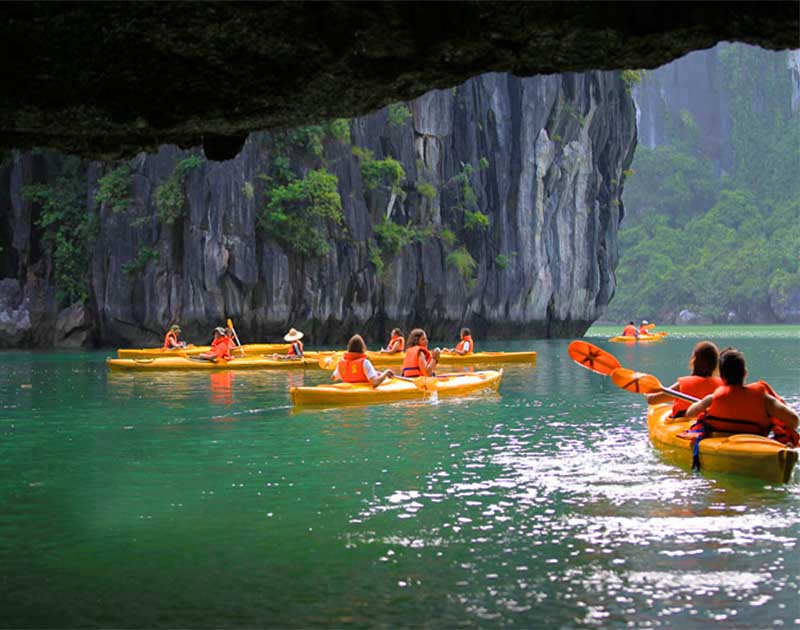 Ninh Binh Tour 3 Days 2 Nights: Ha Noi - Ninh Binh - Bai Tu Long Bay