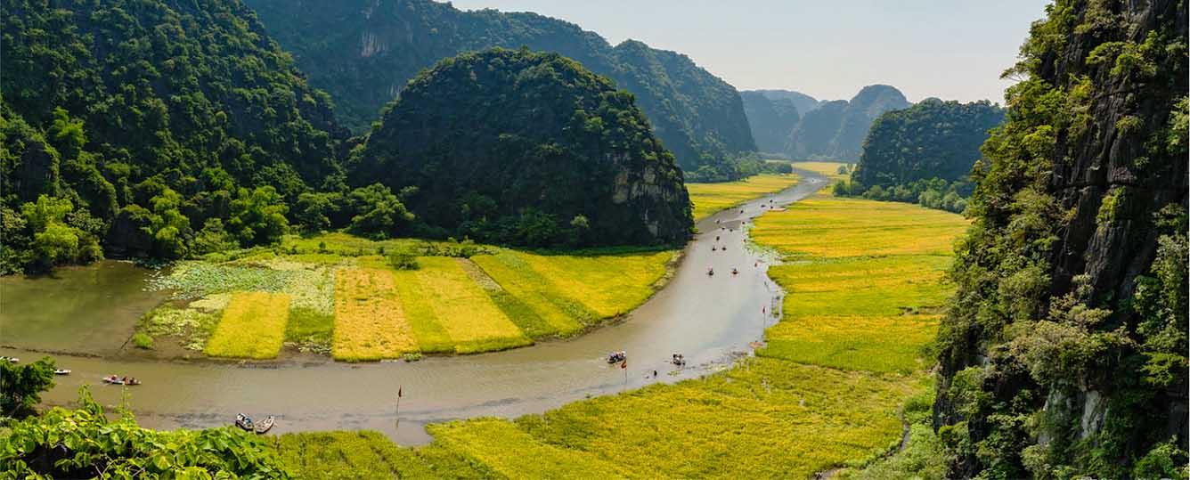 Ninh Binh Tour 2 Days 1 Night: Hoa Lu - Tam Coc - Mua Cave - Cuc Phuong National Park