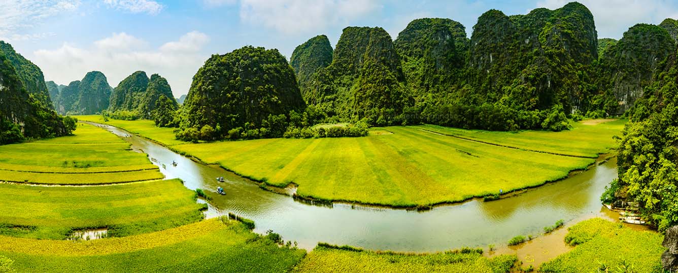 Ninh Binh Tours: Hoa Lu - Tam Coc - Mua Cave - 1 Day Tour